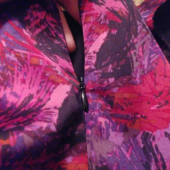 Express Peplum Top - Picture 6 of 6